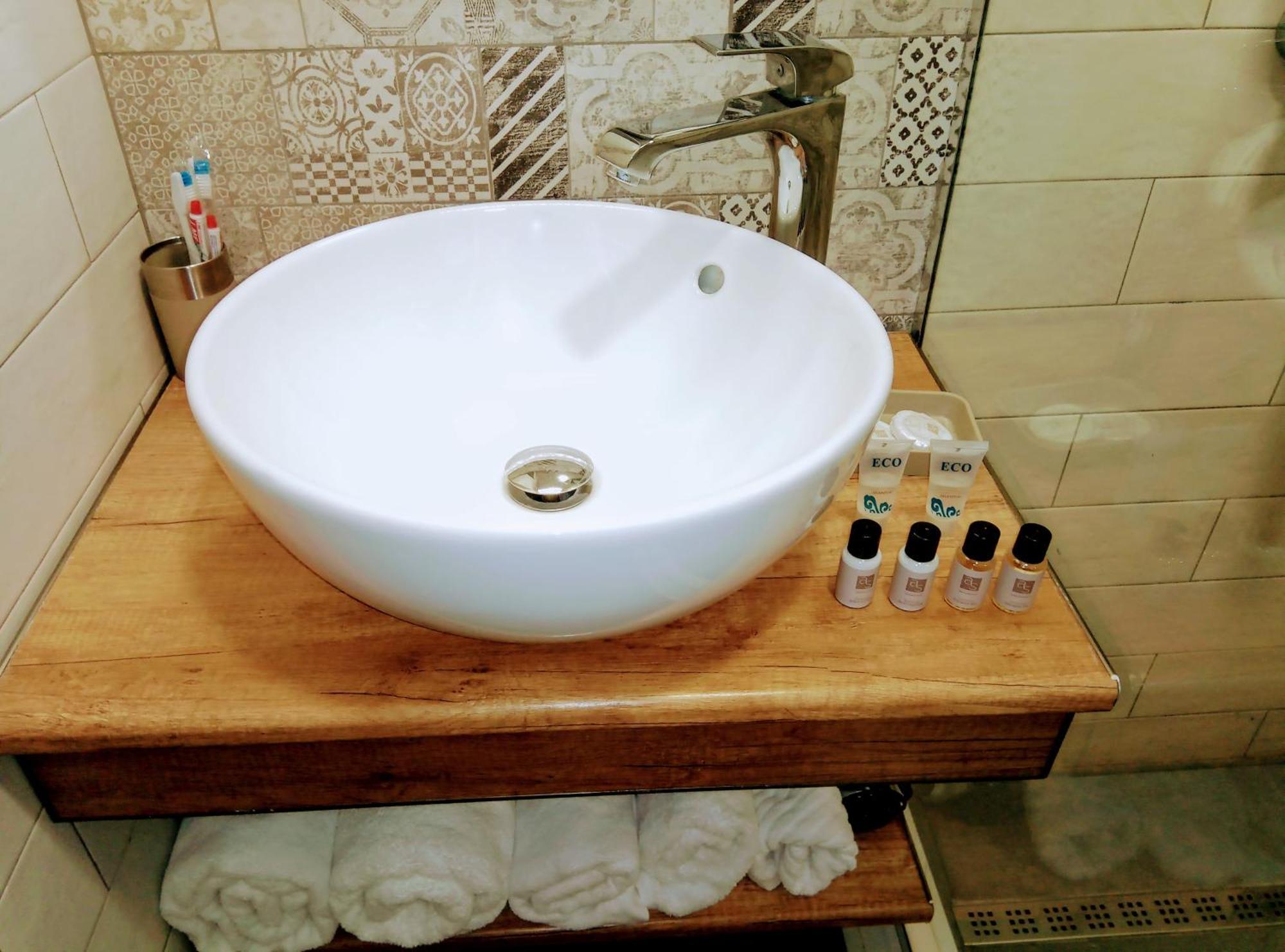 Old Town Mtatsminda Hotel Tbilisi Luaran gambar