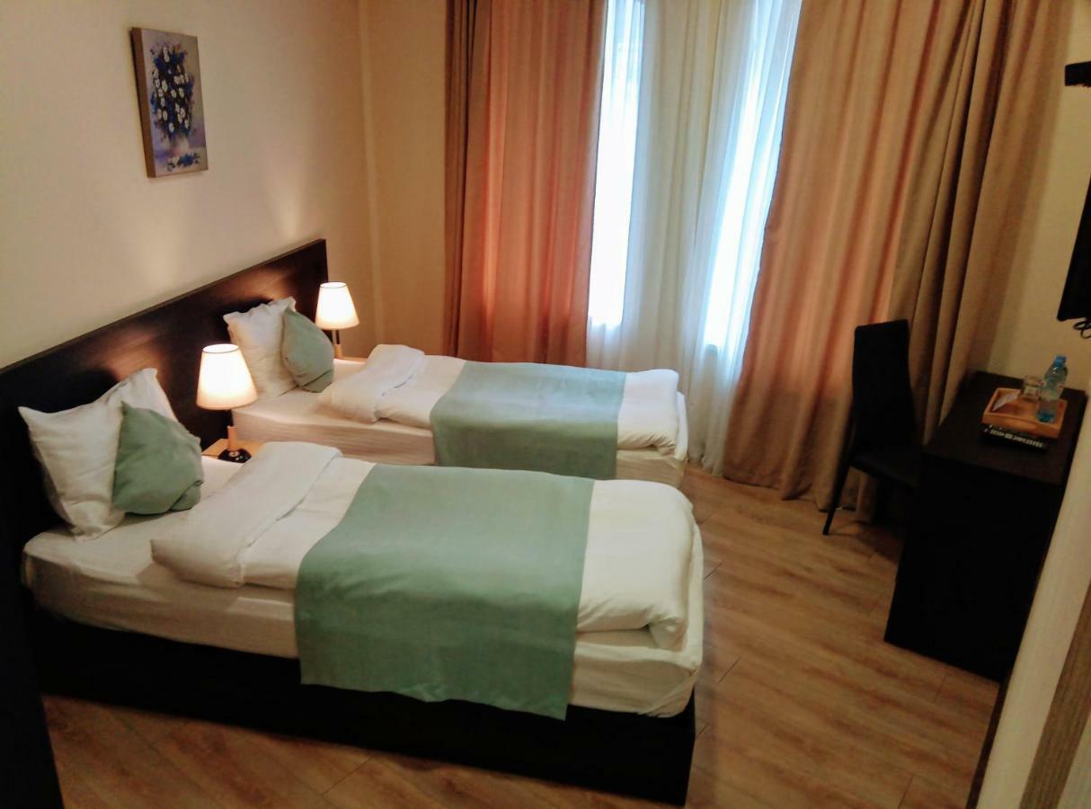 Old Town Mtatsminda Hotel Tbilisi Luaran gambar
